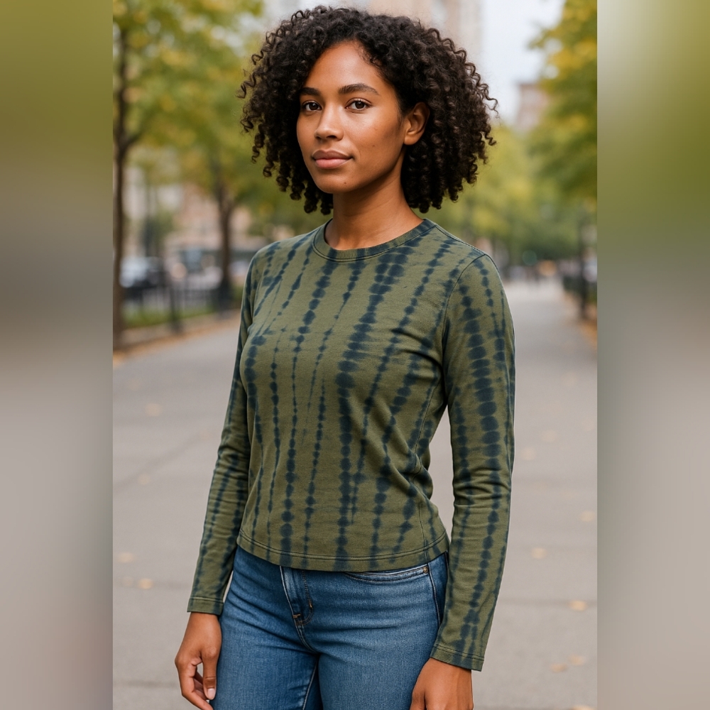 Express Women's Long Sleeve Tie Dye Green Navy Shirt Size: XS